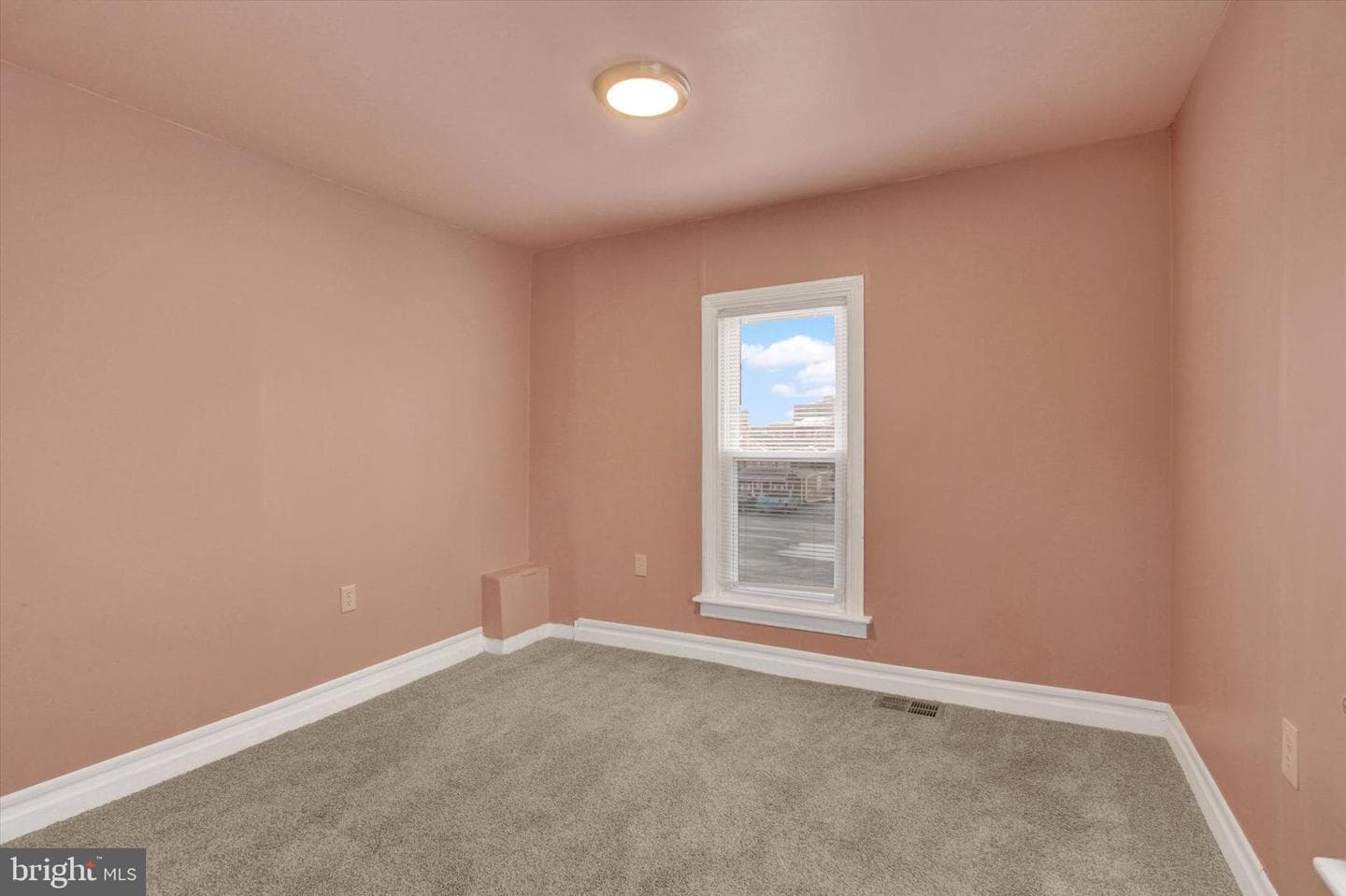 15 E Orange Street photo 25