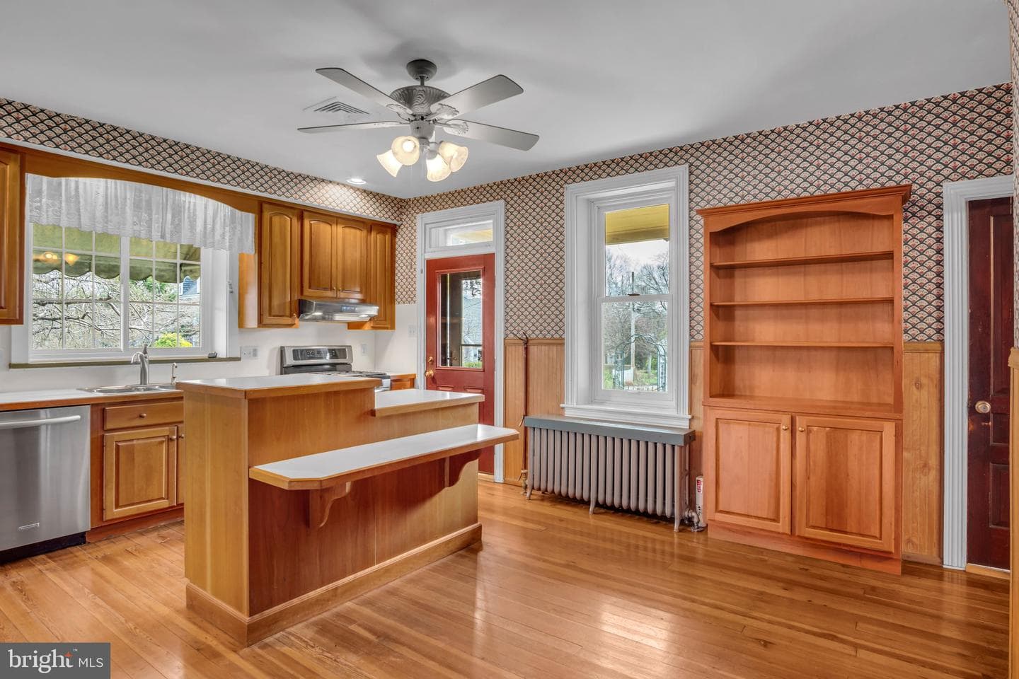 226 Walnut Street photo 13