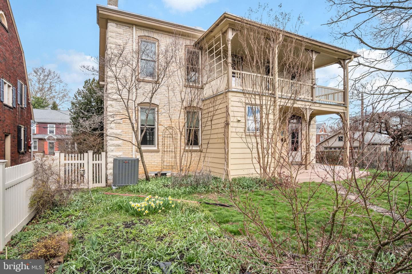 226 Walnut Street photo 41