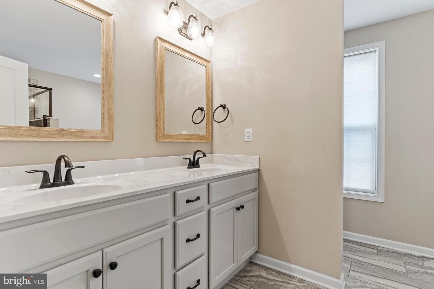 16 Bobolink Court photo 23