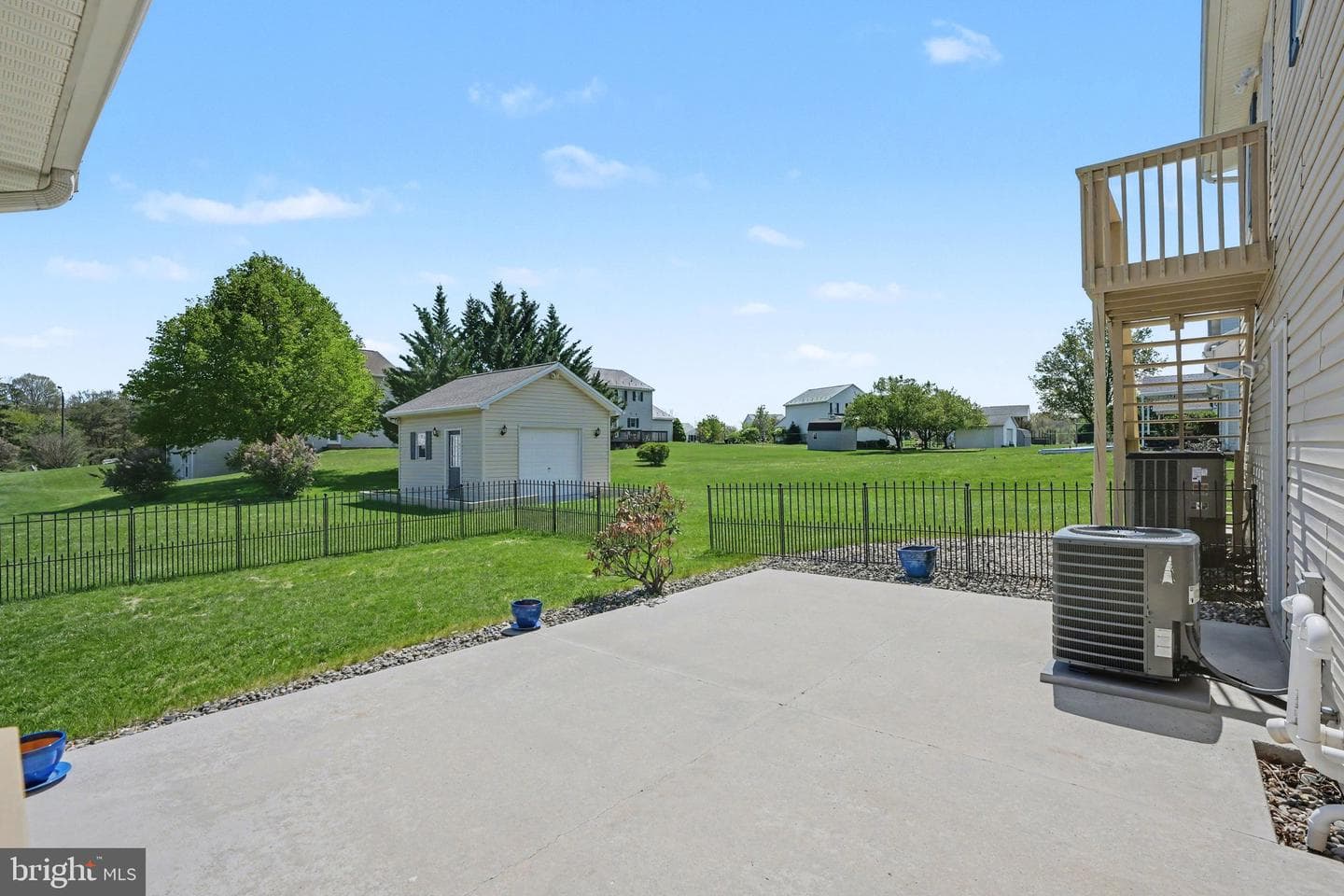 33 Longstreet Drive photo 42