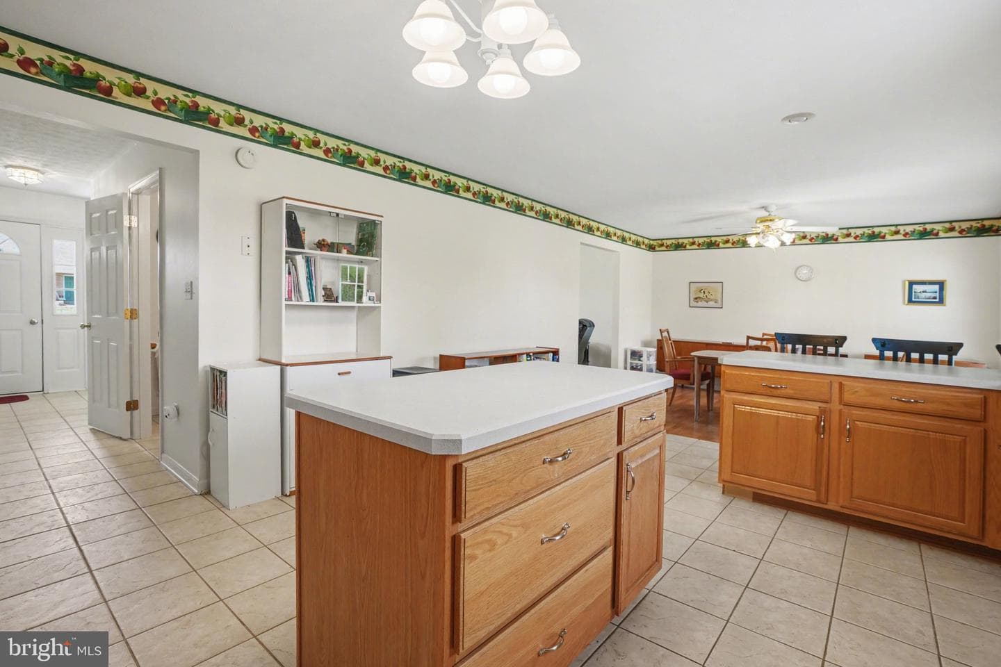 33 Longstreet Drive photo 7
