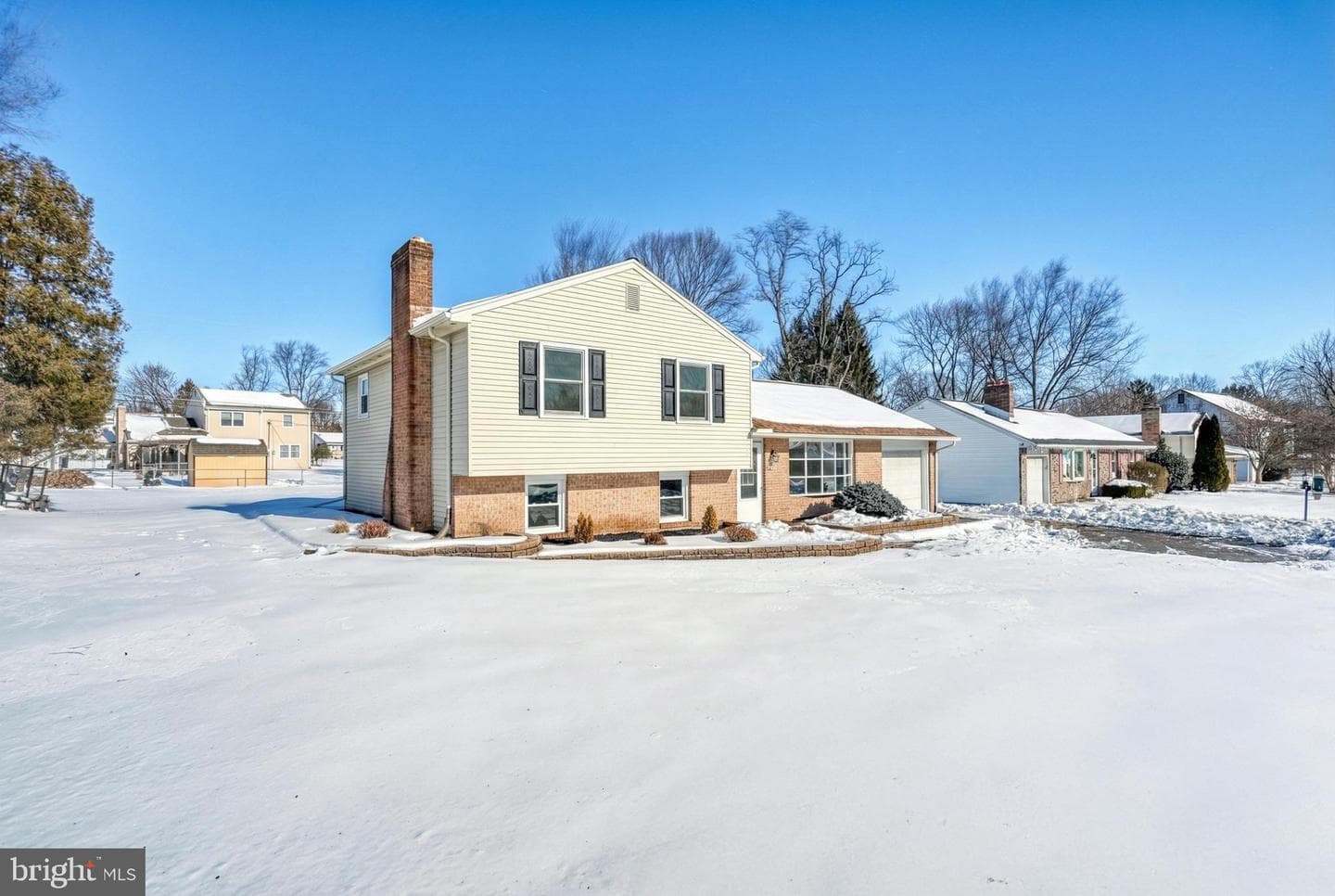118 Kim Acres Drive photo 4