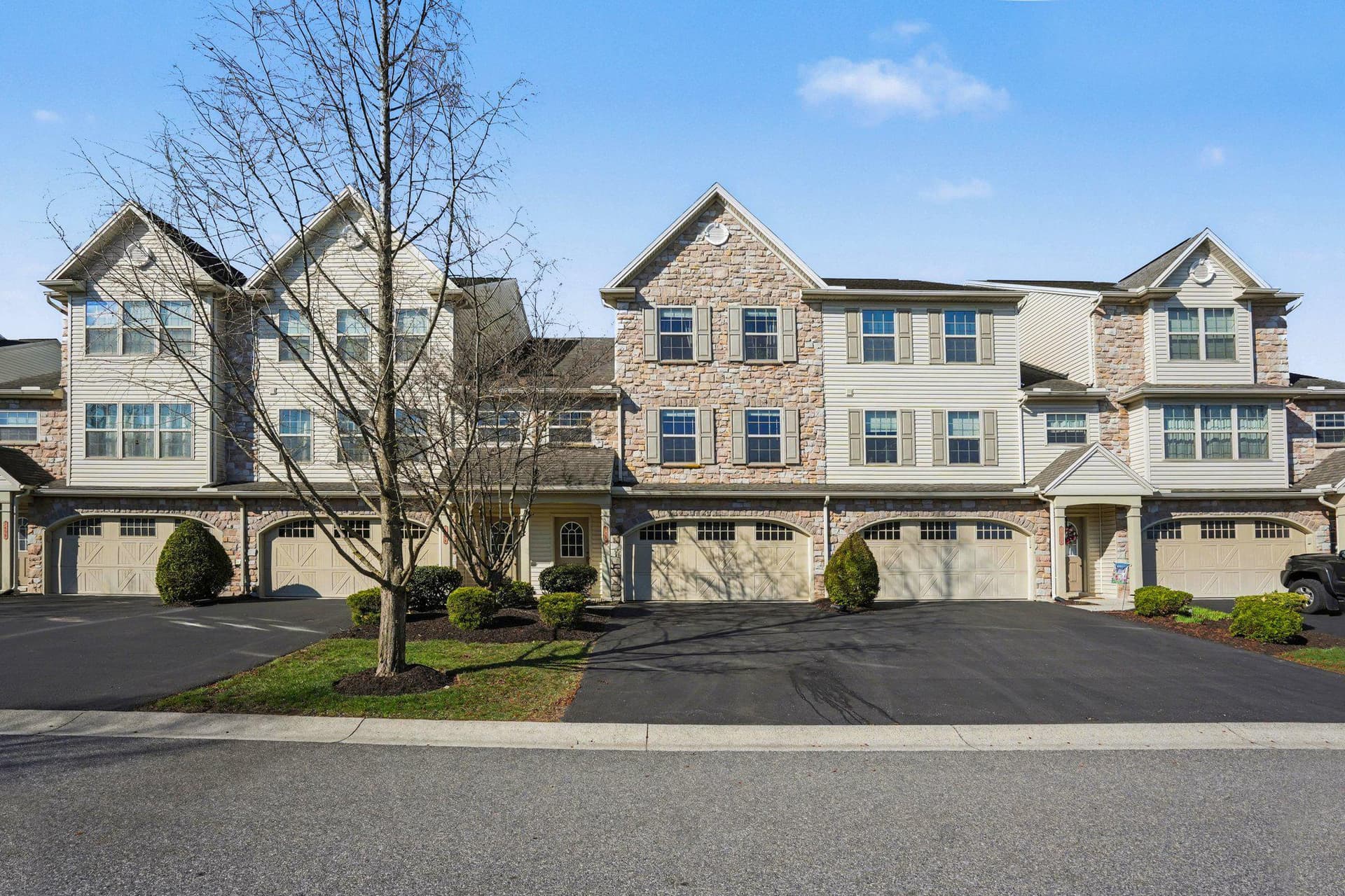 1804 Vista Drive photo 3