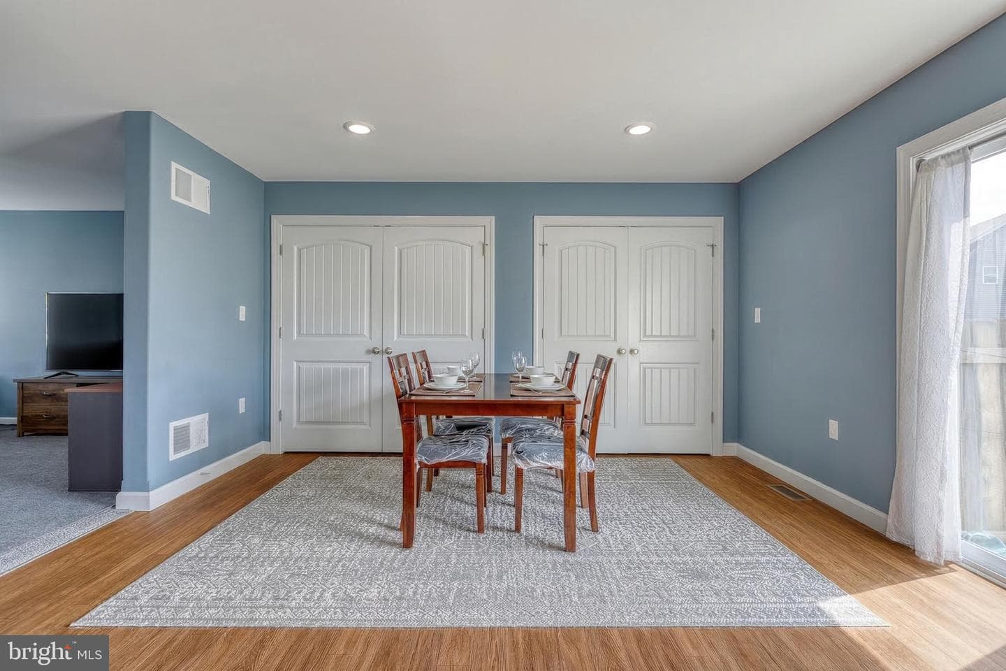 223 Woodridge Dr. photo 14