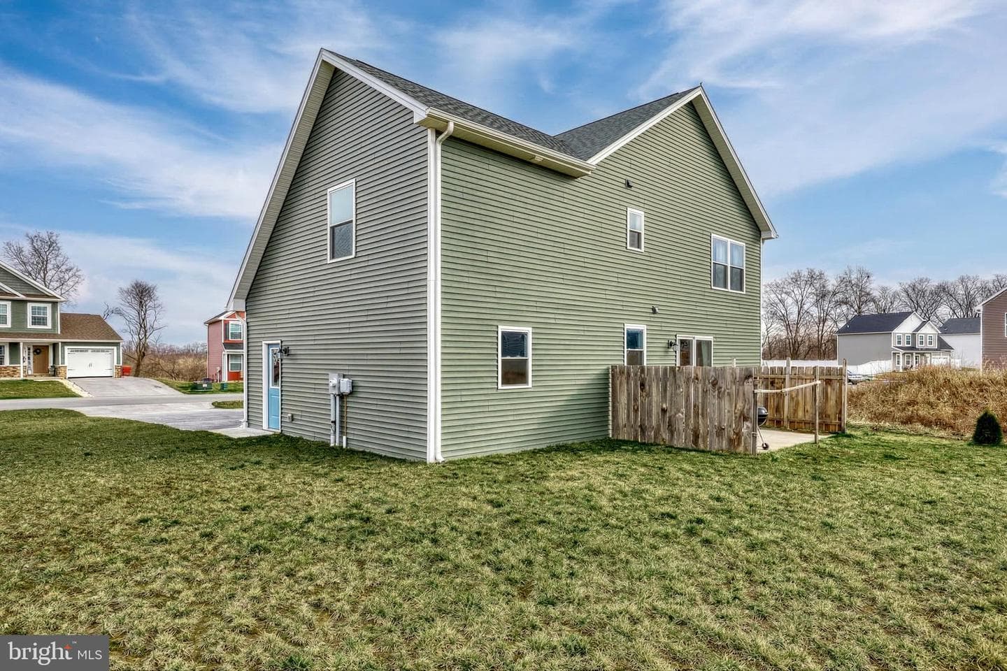 223 Woodridge Dr. photo 39