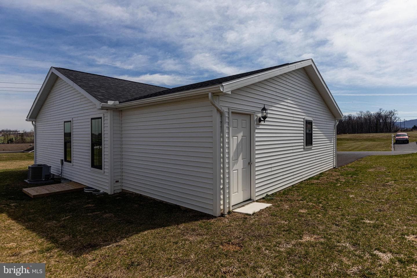 17 Burke Drive photo 15