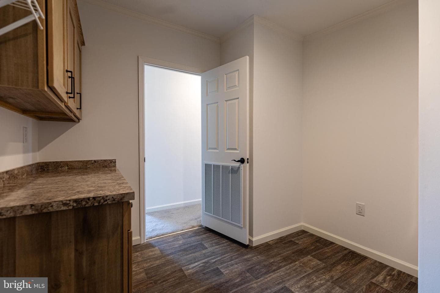 17 Burke Drive photo 38