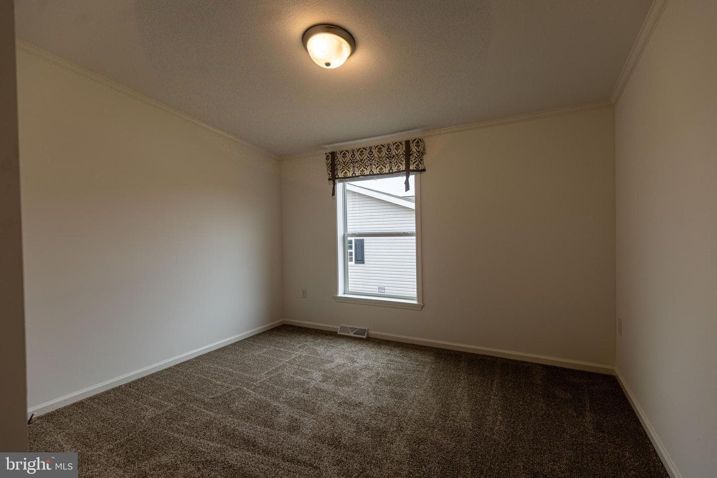 26 Burke Drive photo 33