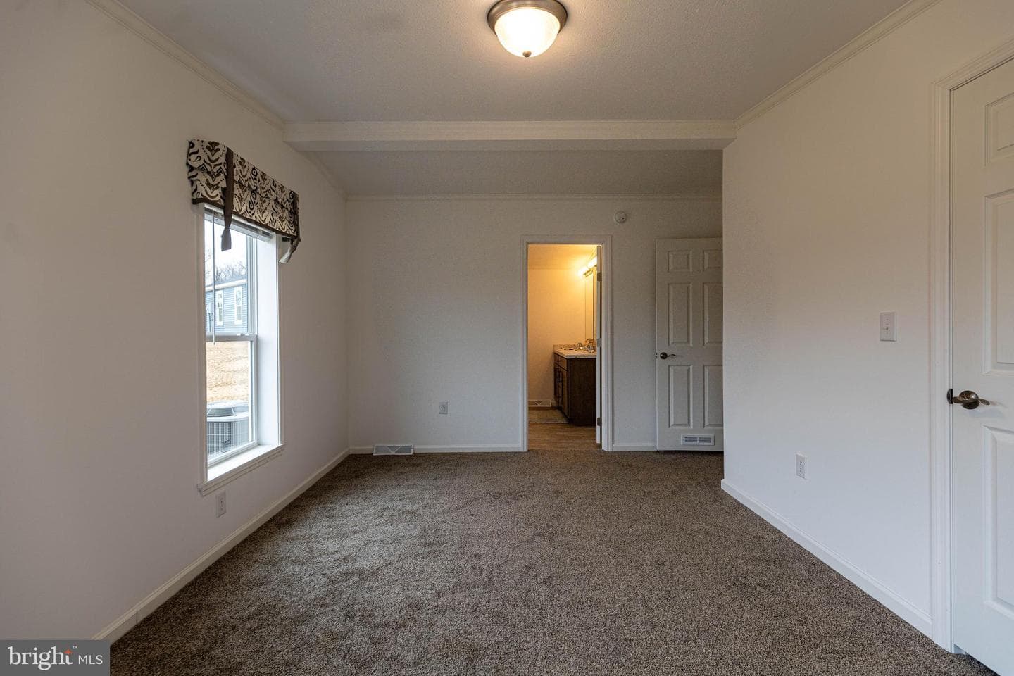 26 Burke Drive photo 36