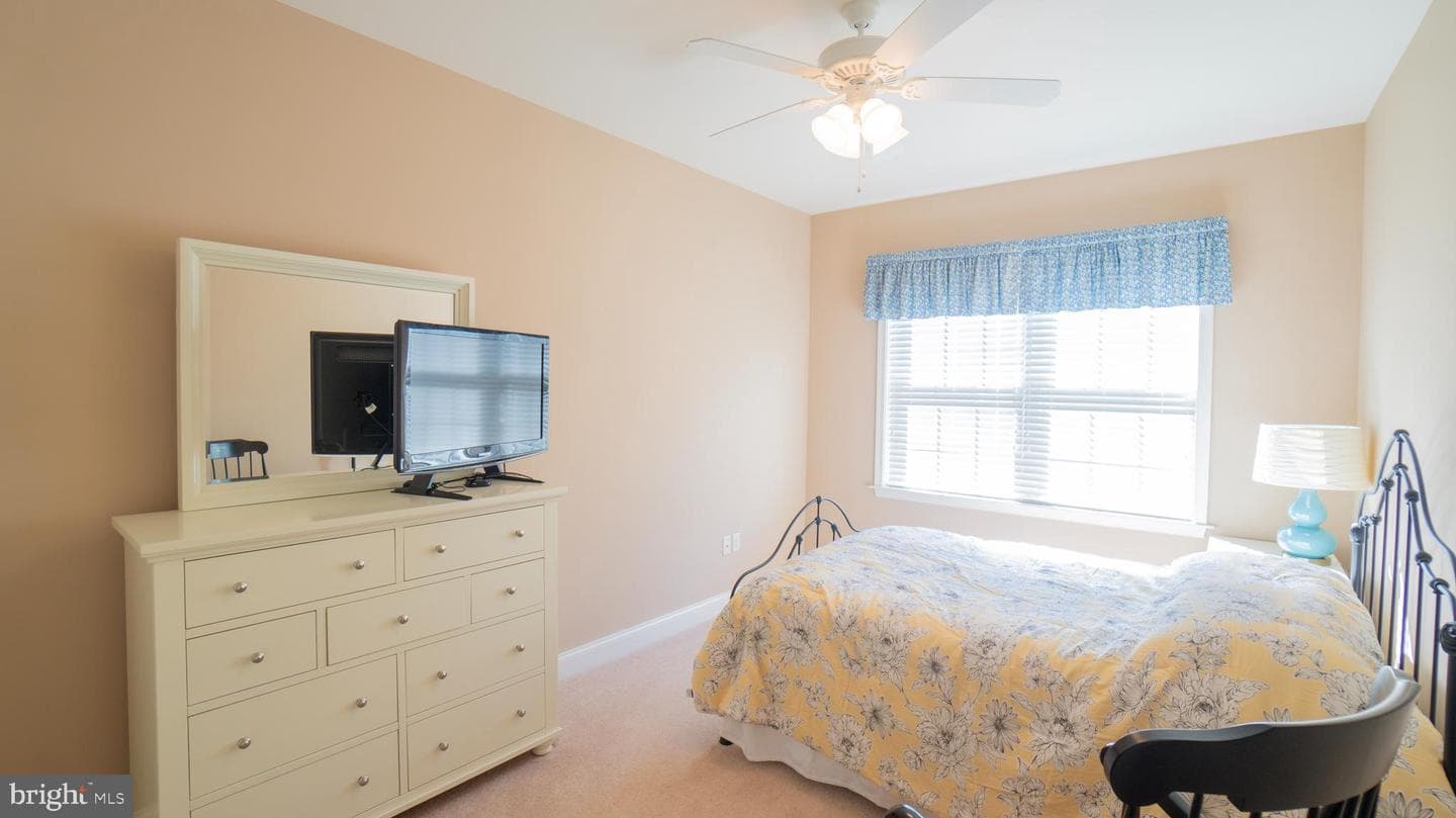 6210 Rivendale Court photo 9