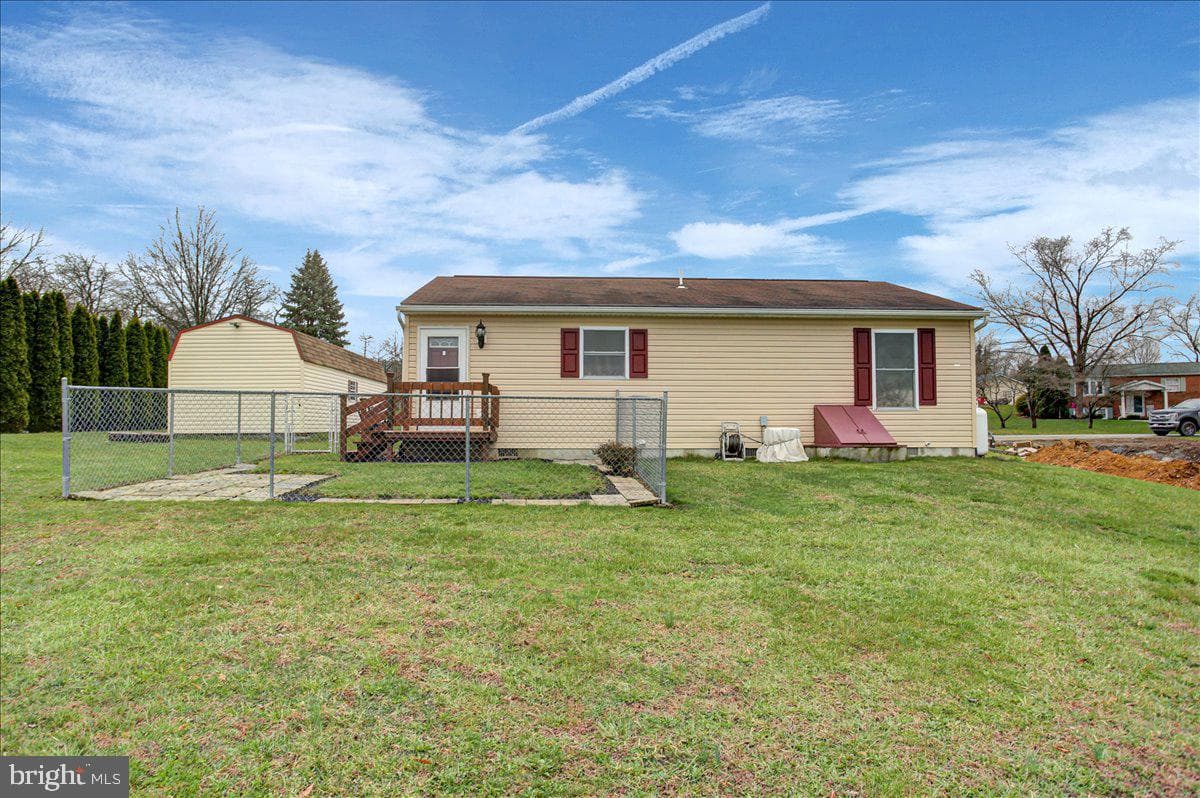 39 Highland Avenue photo 22