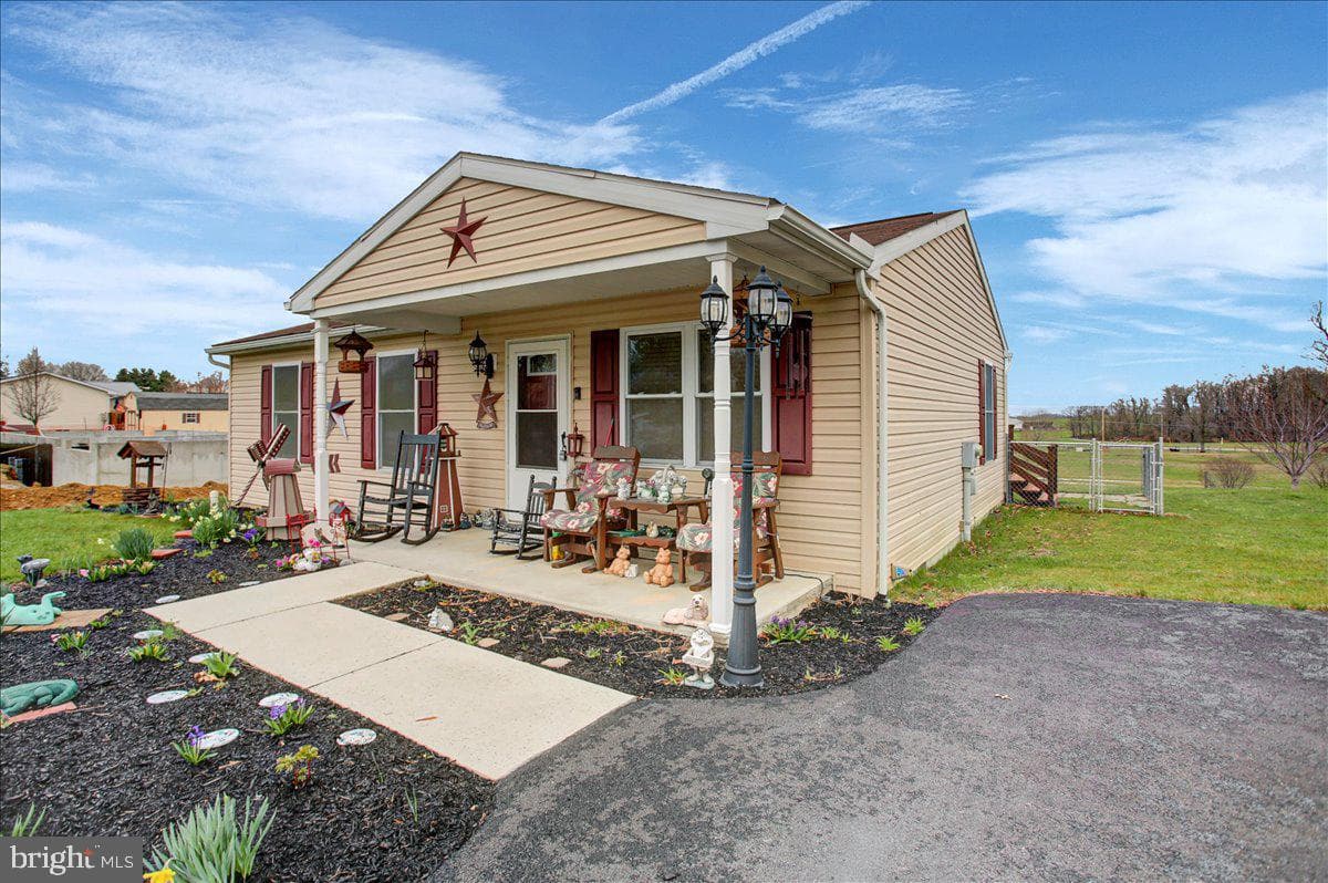 39 Highland Avenue photo 5