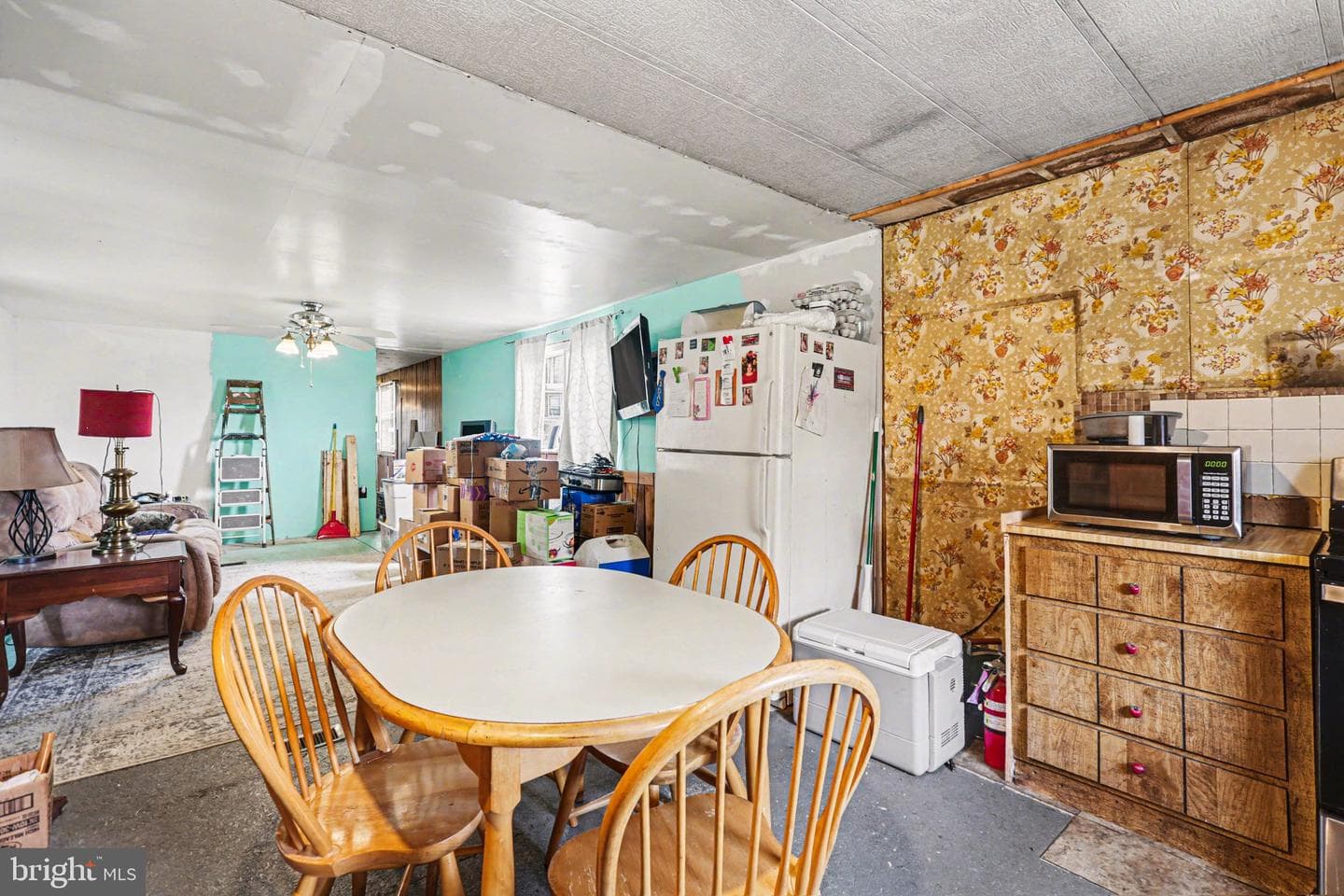 55 Helena Lane photo 4