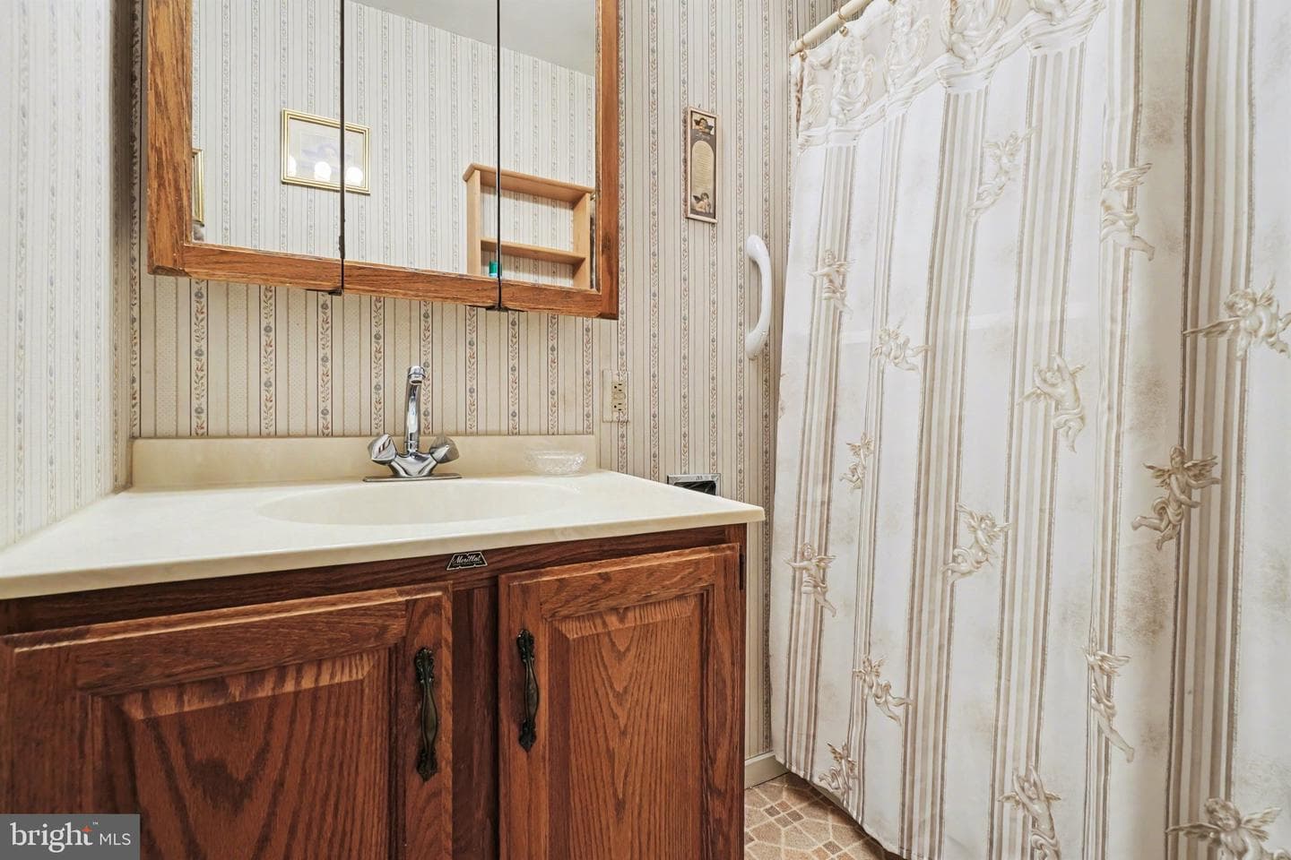 1131 Apple Drive photo 25