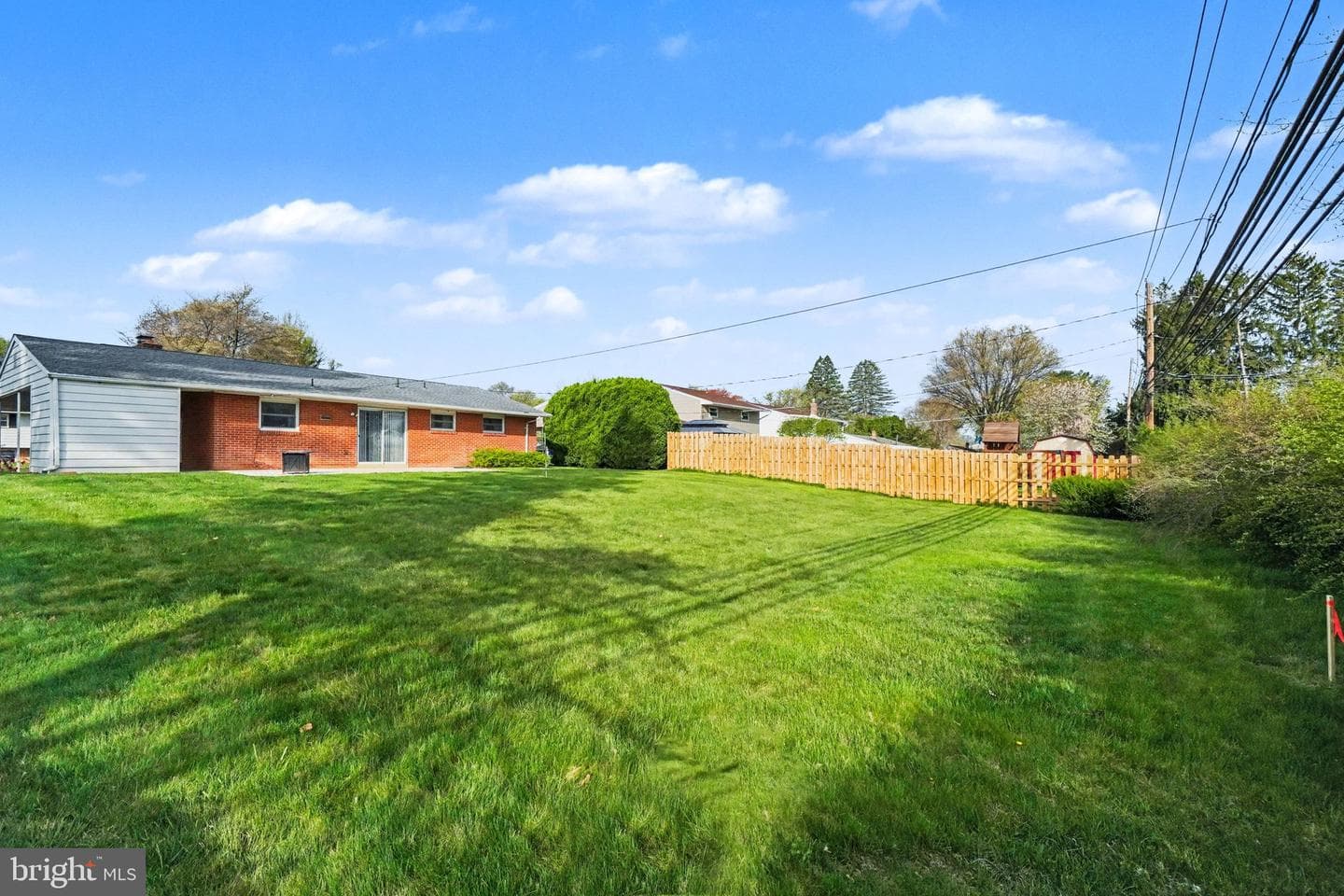 1131 Apple Drive photo 36