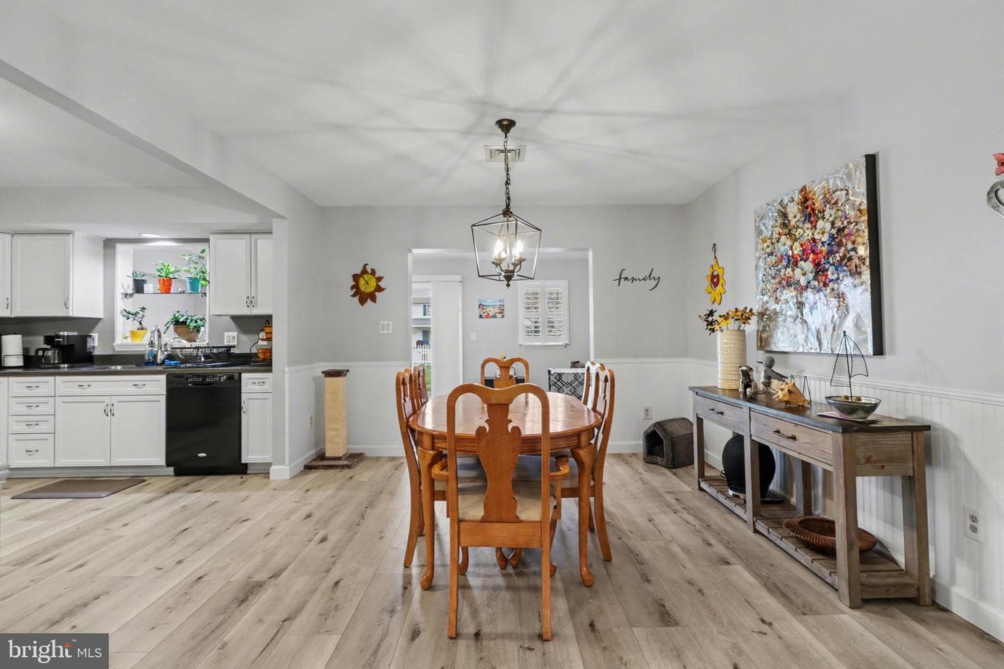 6 Westwood Court photo 24