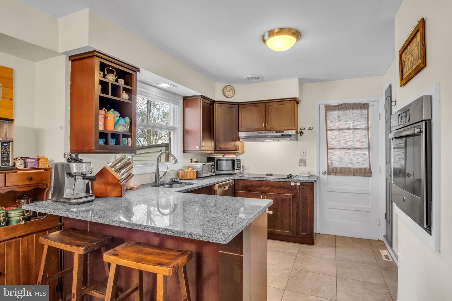 5224 Oxford Drive photo 22