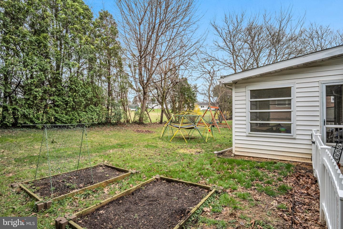 5224 Oxford Drive photo 35