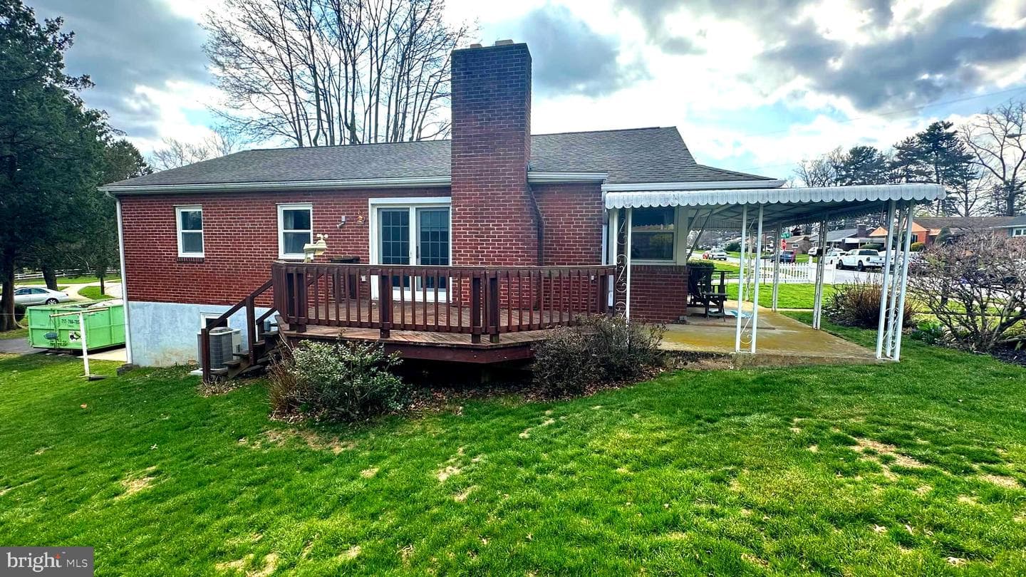 1803 Willow Road photo 5