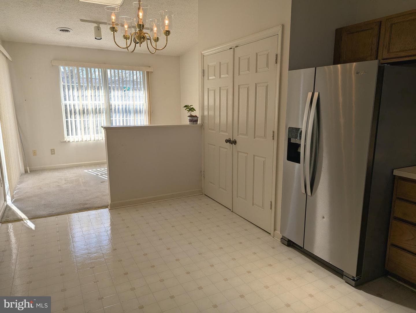 14 Greenspring Drive photo 4