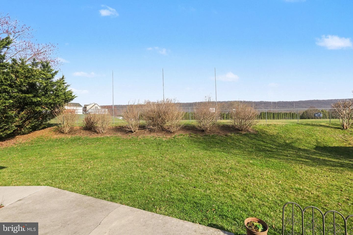 33 Blue Spruce Drive photo 7