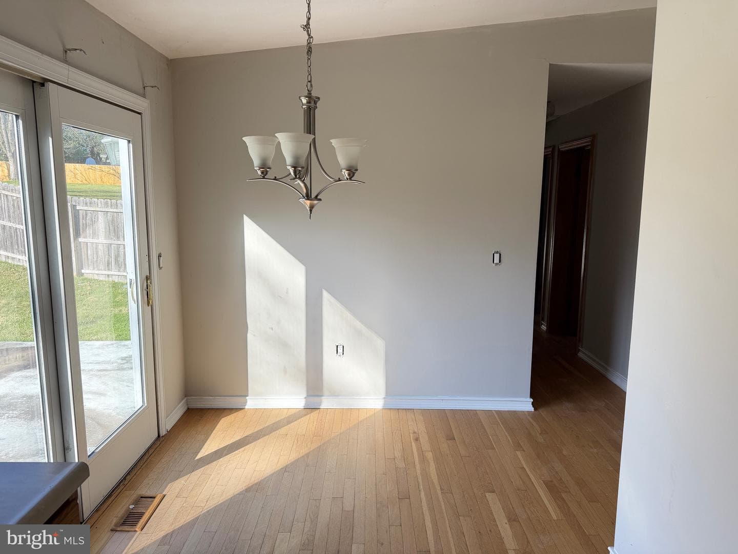 8 Wheatfield Drive photo 11