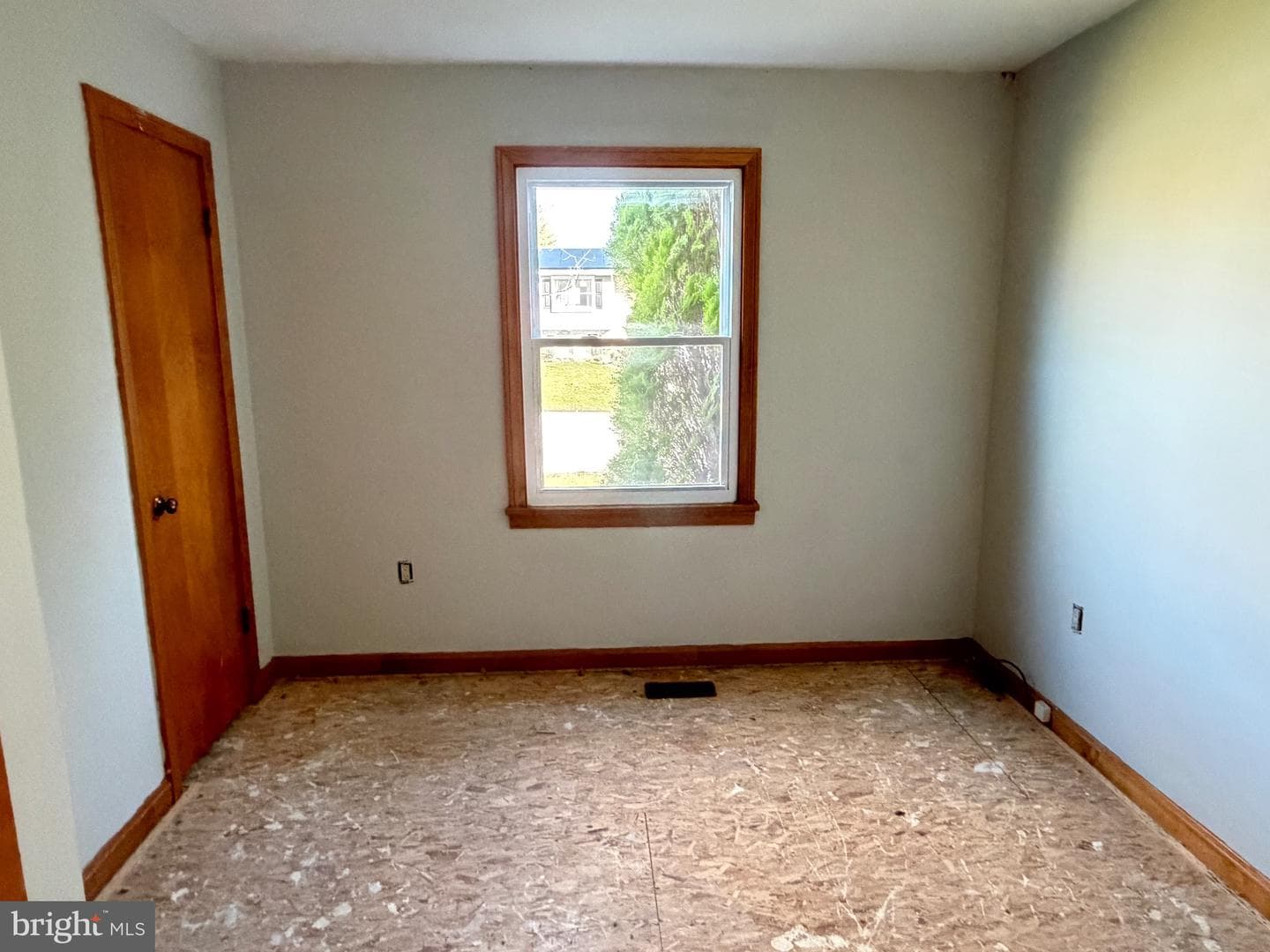 8 Wheatfield Drive photo 19