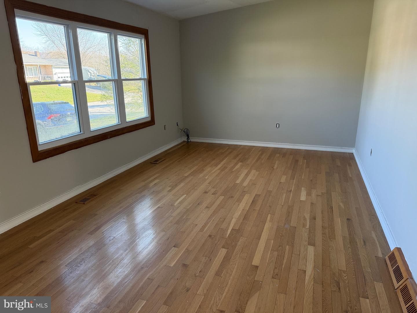 8 Wheatfield Drive photo 8