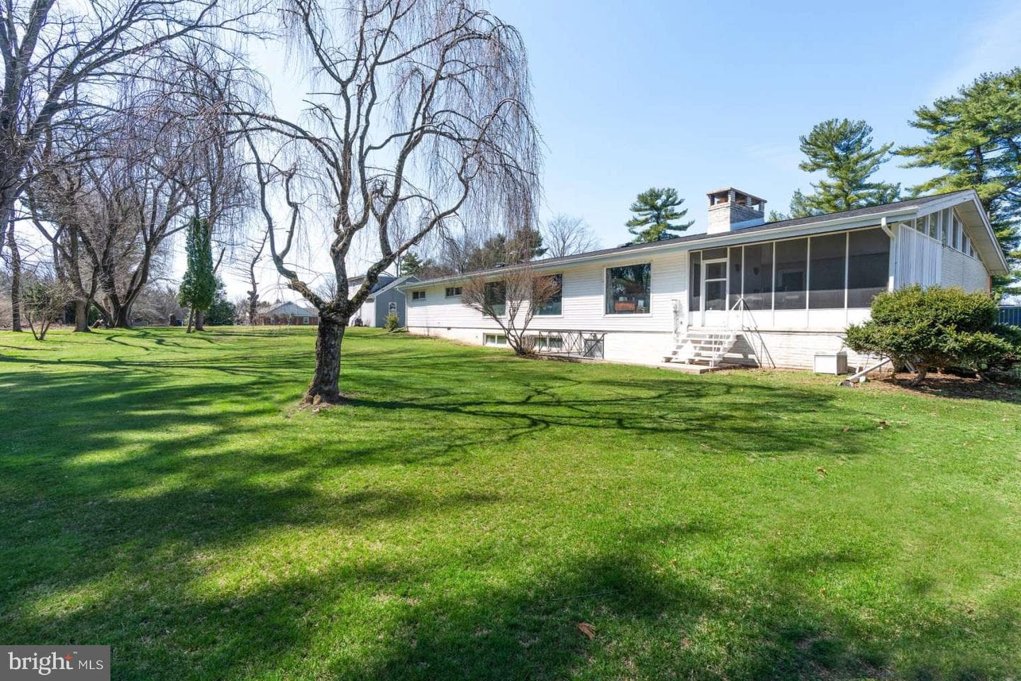 35 Country Club Road photo 24