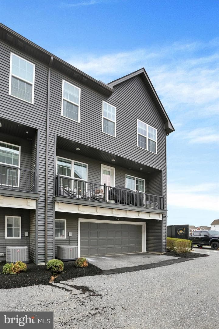 3145 Grove Court photo 41