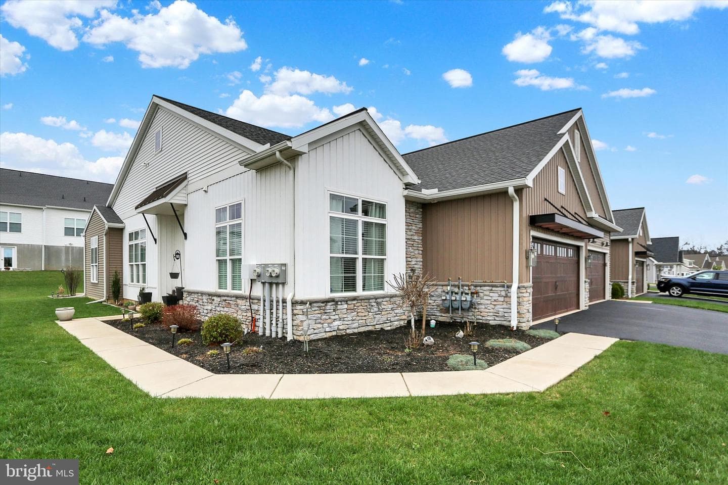 797 Aurora Drive photo 4