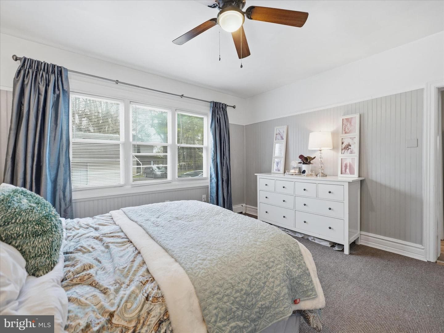 18 Richard Avenue photo 13
