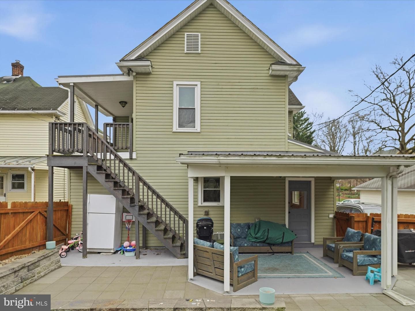 18 Richard Avenue photo 35