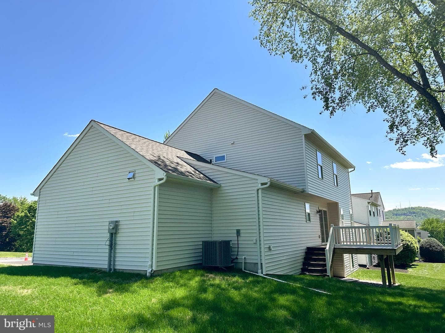 144 Cricket Lane photo 4
