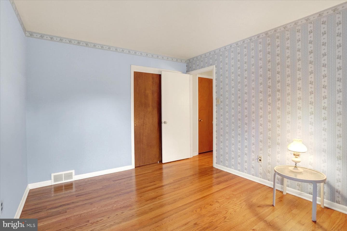 323 Evergreen Street photo 15