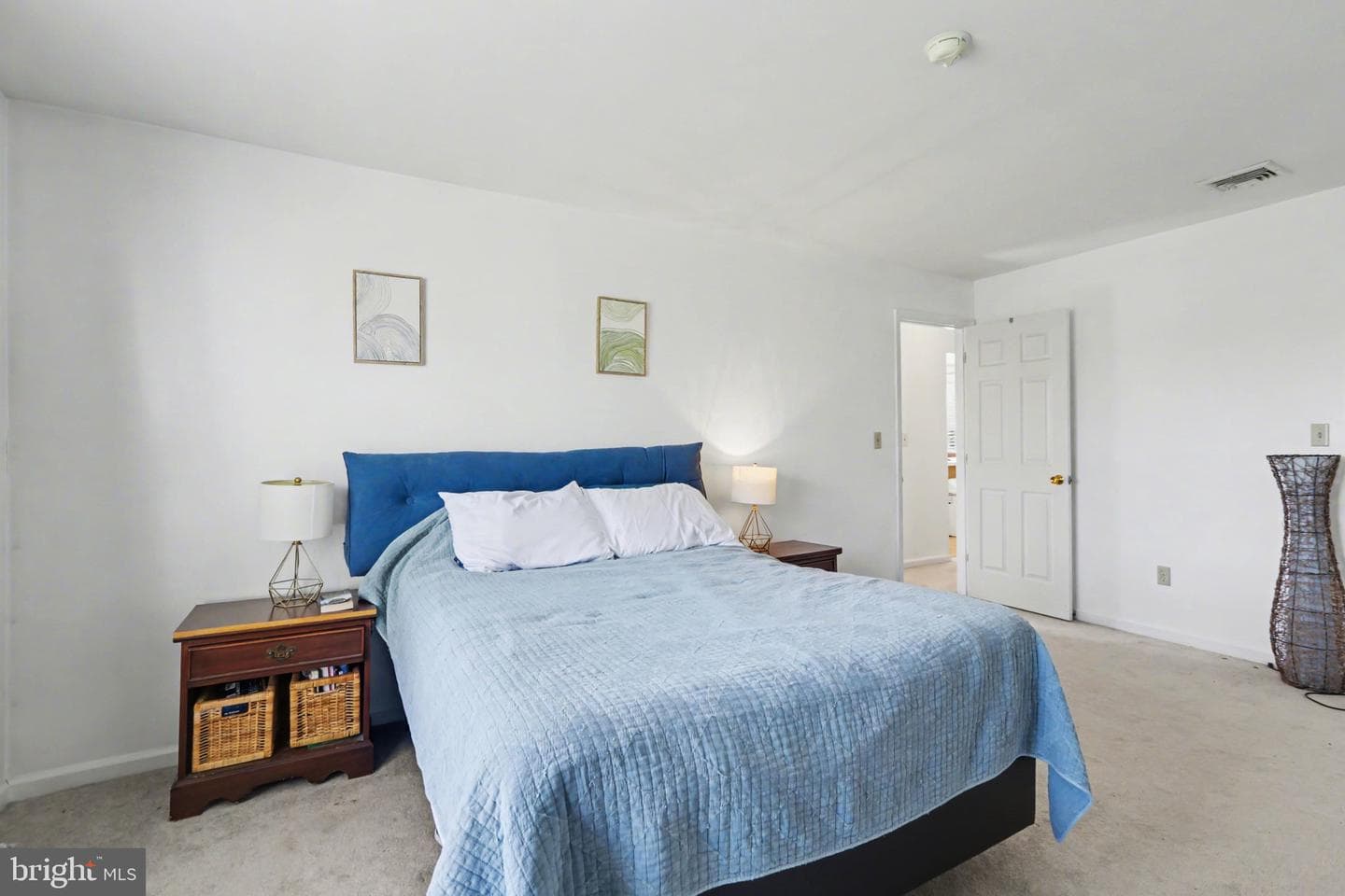 126 W Portland Street photo 12