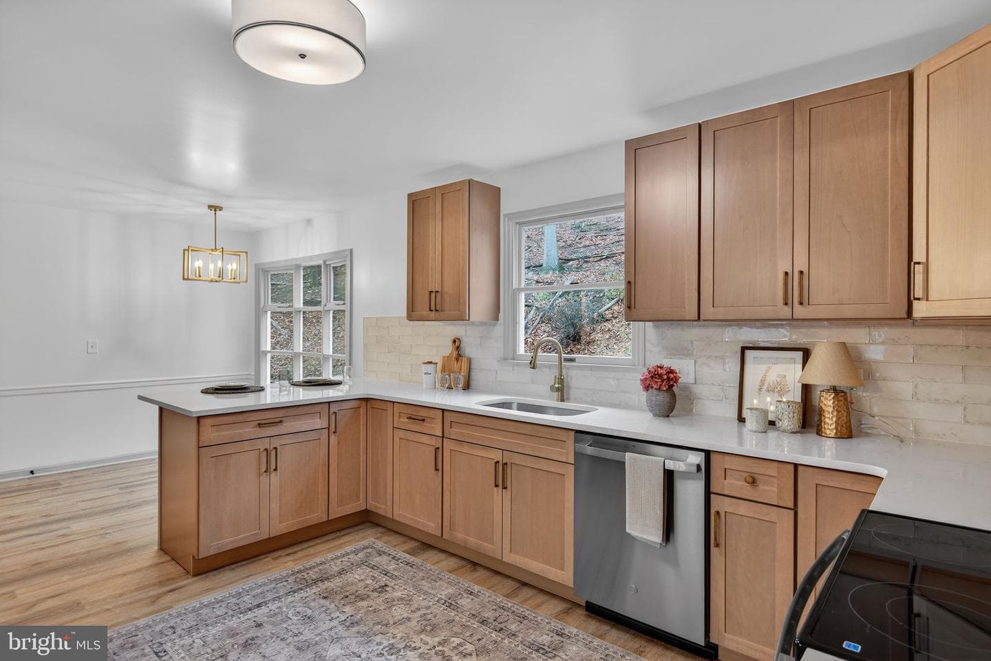 600 Rocky Drive photo 6