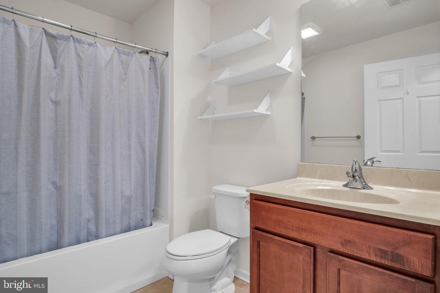 307 Valor Drive photo 31