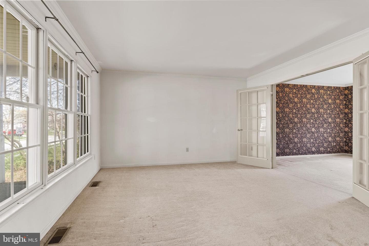 914 Maplewood Lane photo 18