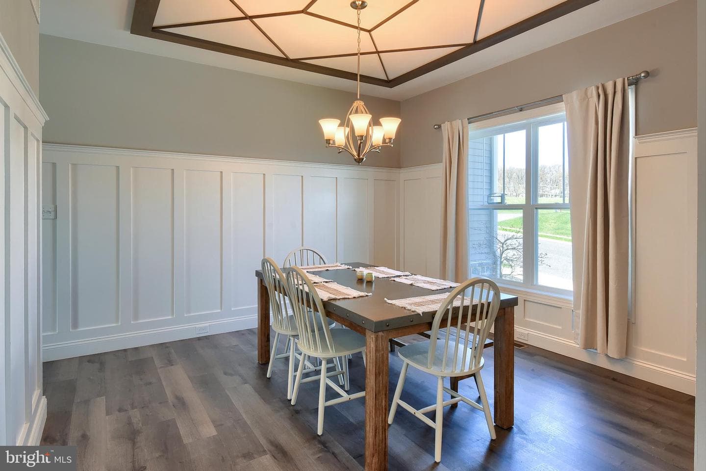 1541 Zestar Drive photo 6