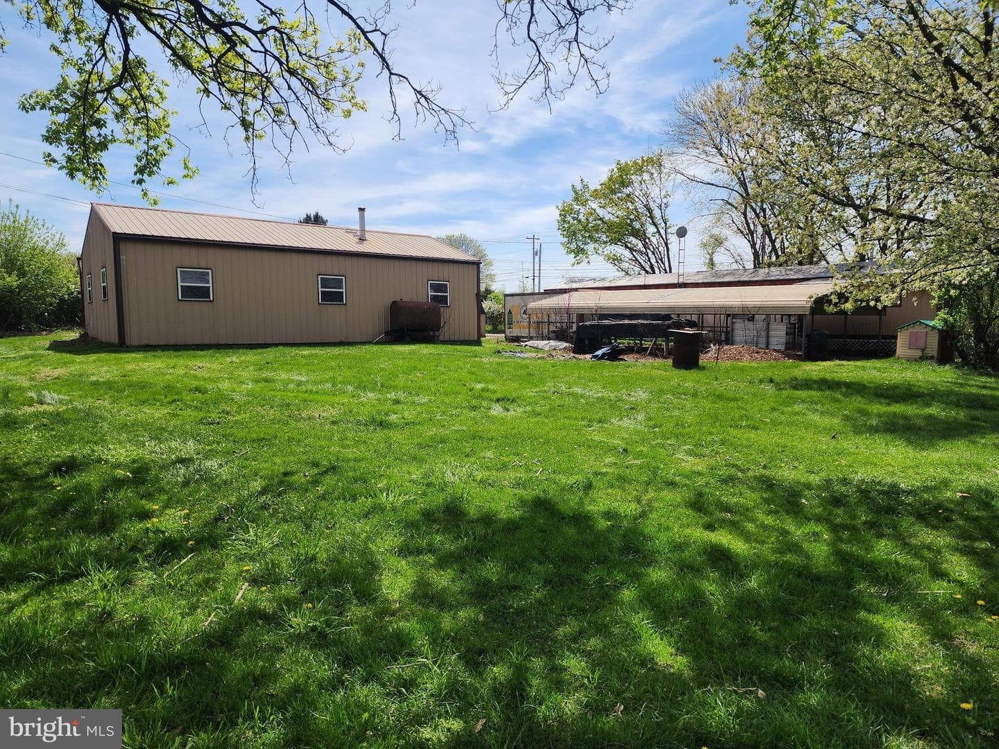 109 Neil Road photo 47