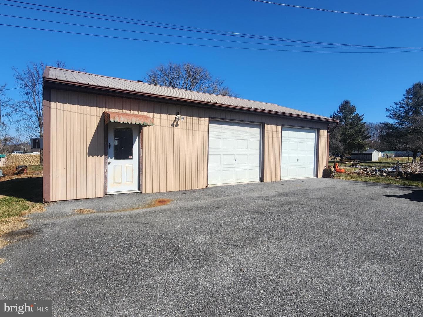 109 Neil Road photo 52