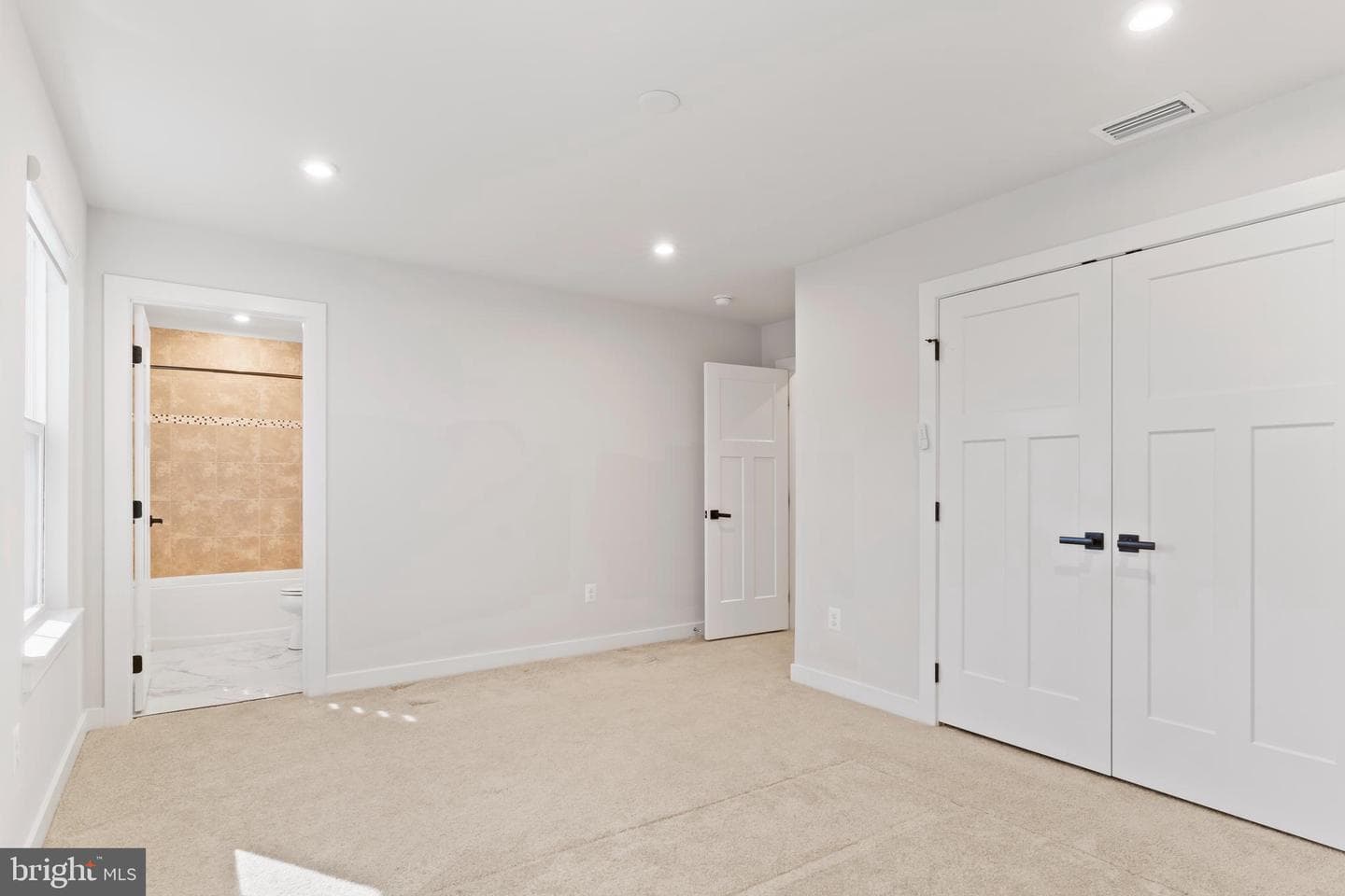 204 Harrier Drive photo 25