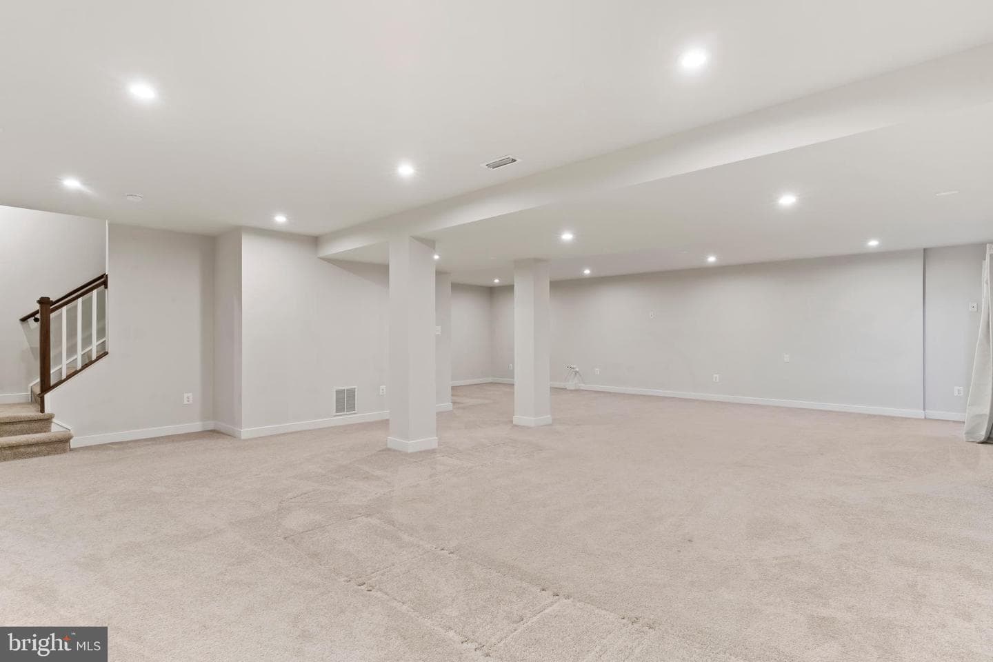 204 Harrier Drive photo 39
