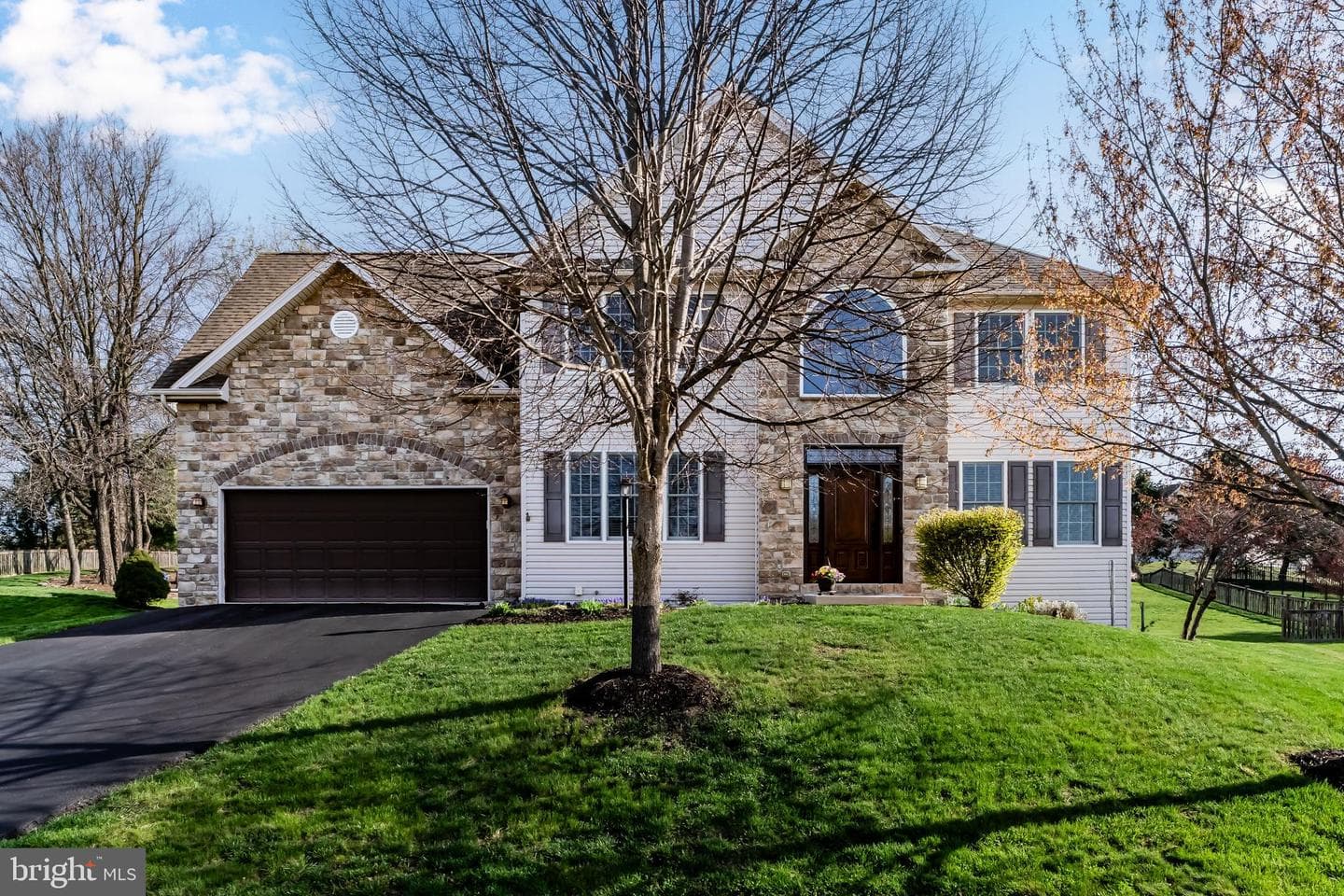 8 Bayberry Road