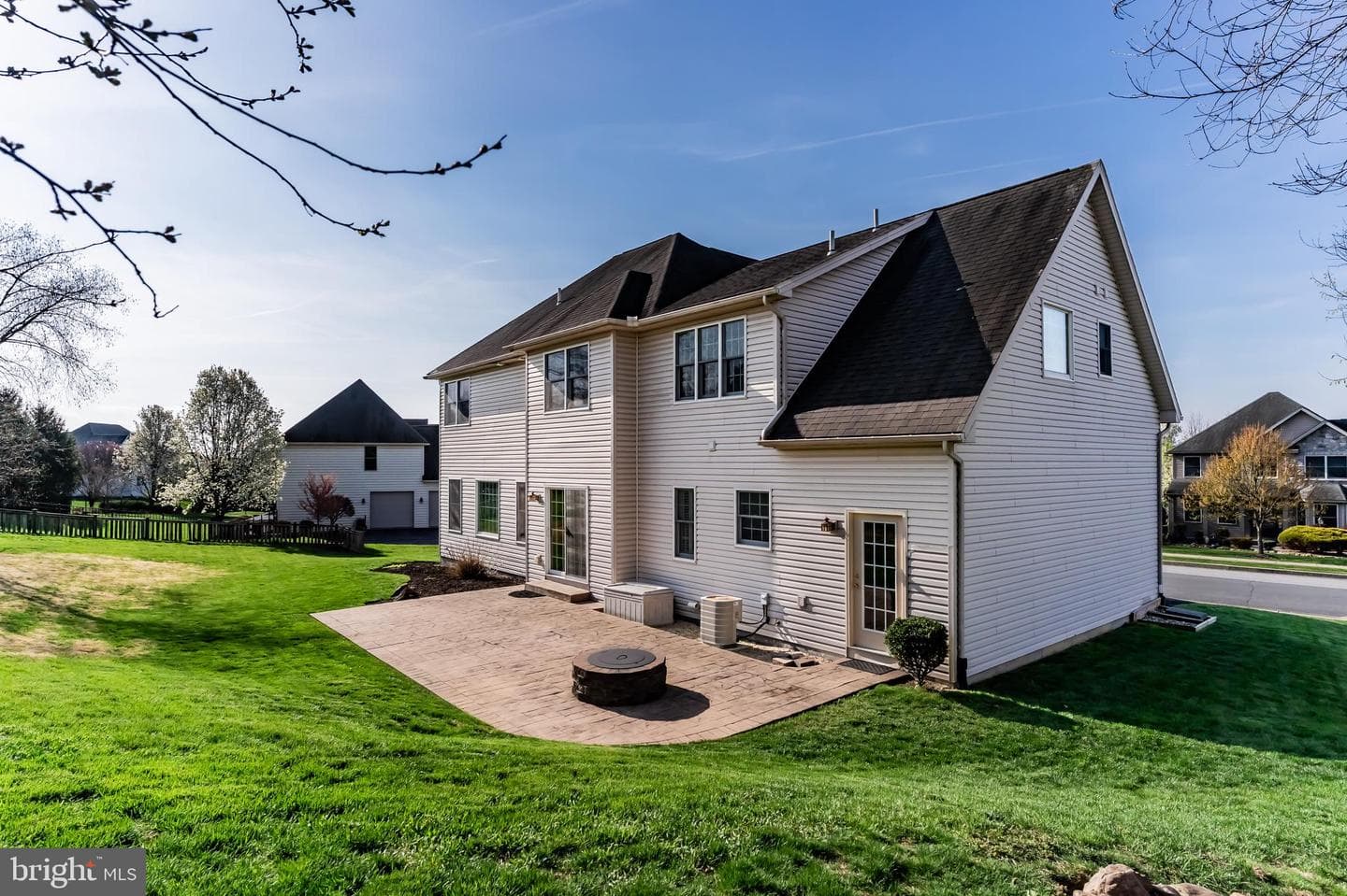 8 Bayberry Road photo 40