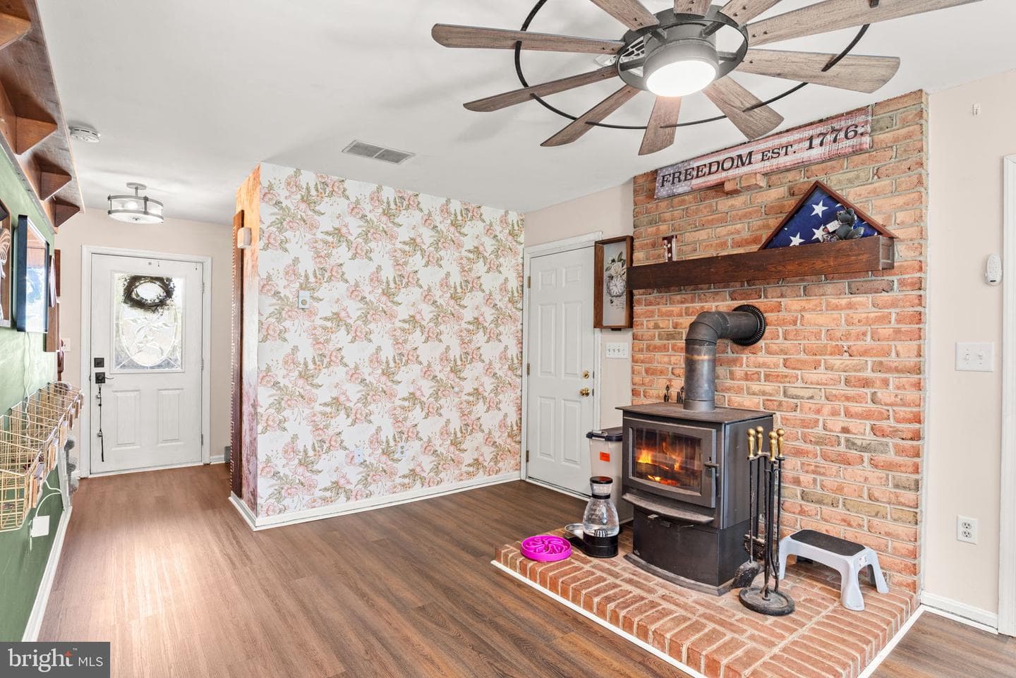 206 Cumberland Drive photo 9