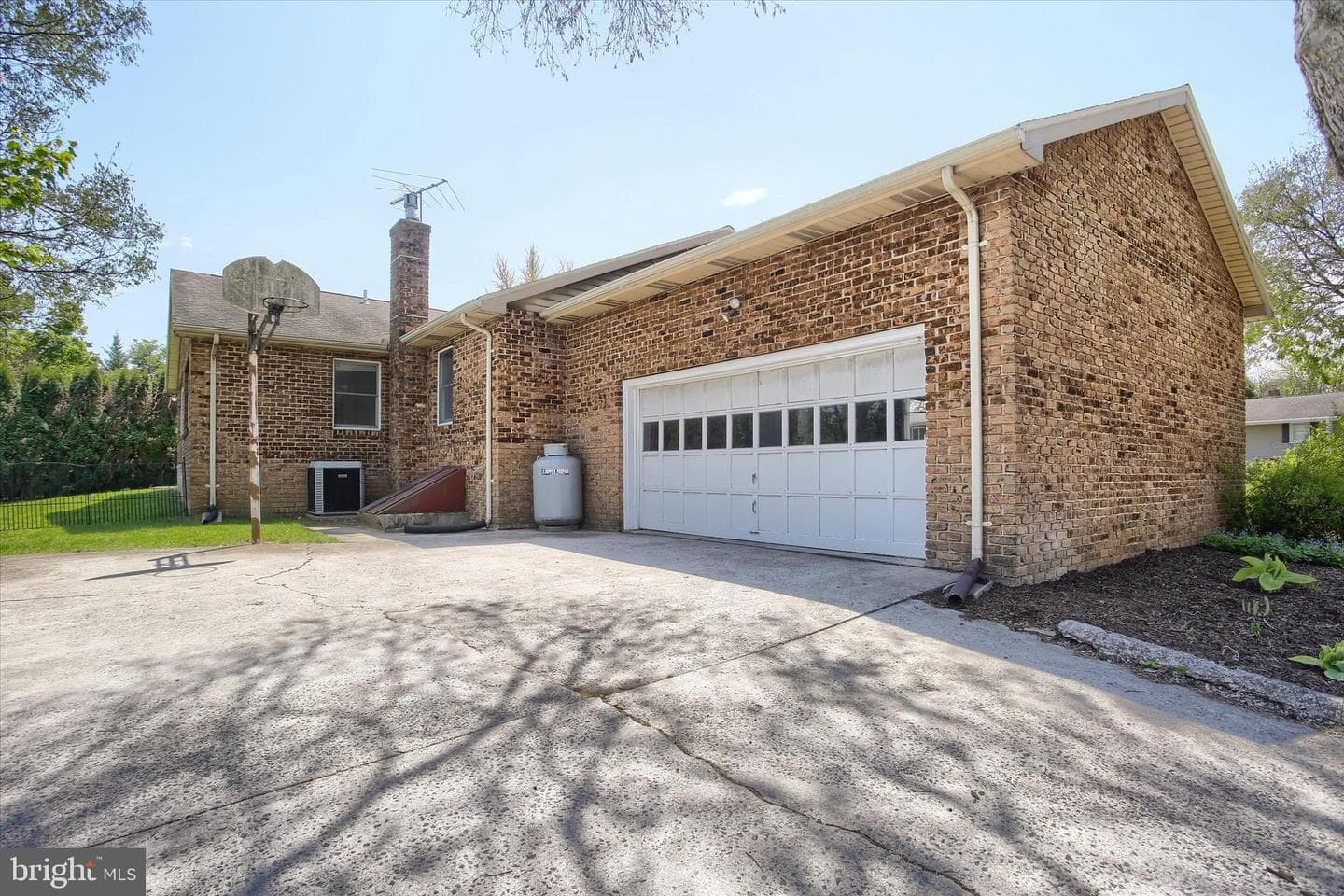 313 Croghan Drive photo 49