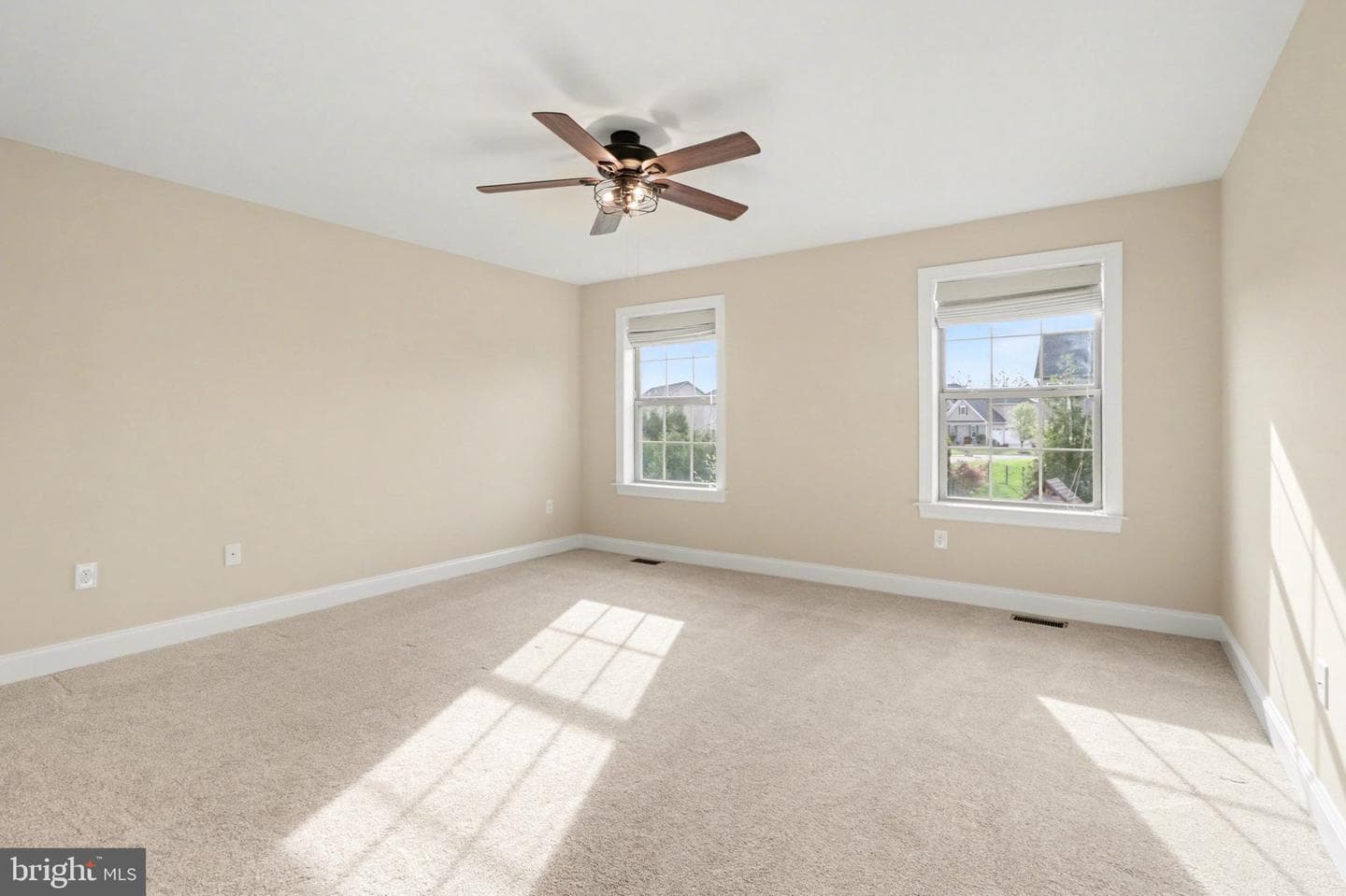 1405 Summit Way photo 29